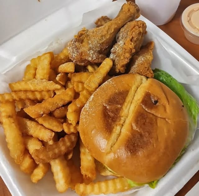 Combo #7: (Double Smash Burger & 3 Wings or Leg N' Thigh).